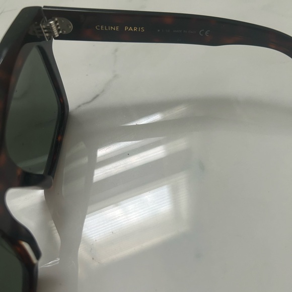 CELINE 55mm Adjusted Tortoise Shell sunglasses - Picture 2 of 2